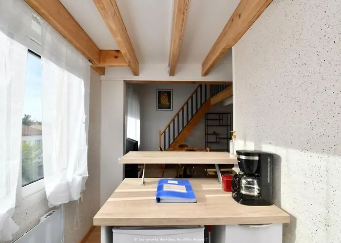 La Mezzanine 5 Pers Classe 3 Etoiles, Royan- Centre 300 M Foncillon Апартаменты *